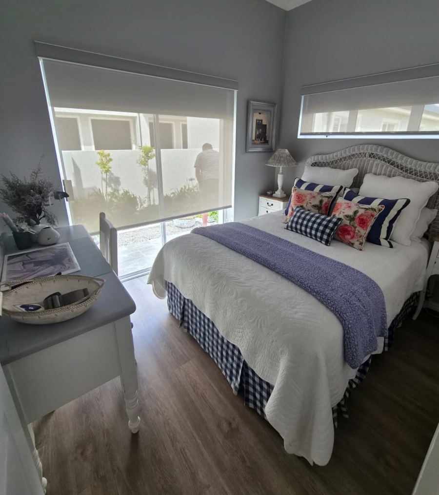 2 Bedroom Property for Sale in Struisbaai Western Cape